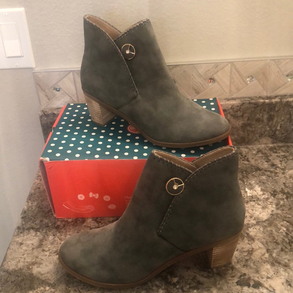 LINDSAY PHILLIPS SHELLY GREY ANKLE BOOTS W/ INTERCHANGEABLE SNAP OPTION SIZE 10